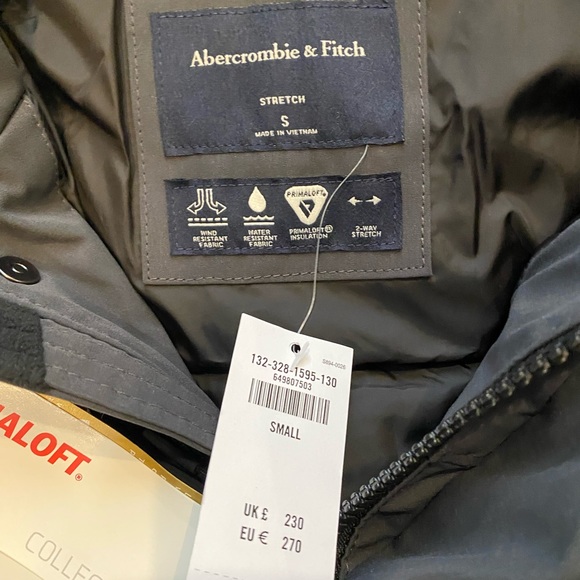 NWT - Abercrombie & Fitch traveler parka - Picture 3 of 5